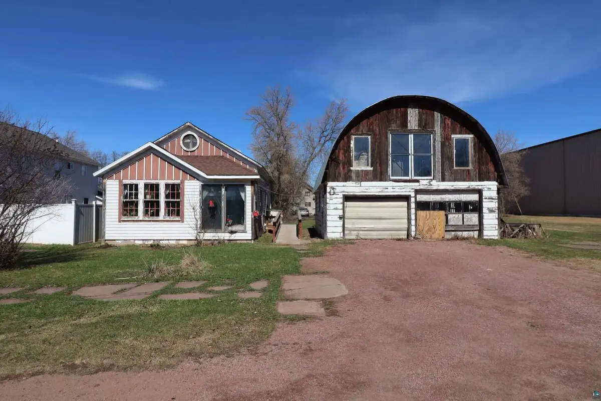 318 2nd Ave E, Ashland, WI 54806 - #1