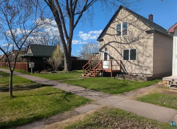 3713 E 3rd St, Superior, WI 54880