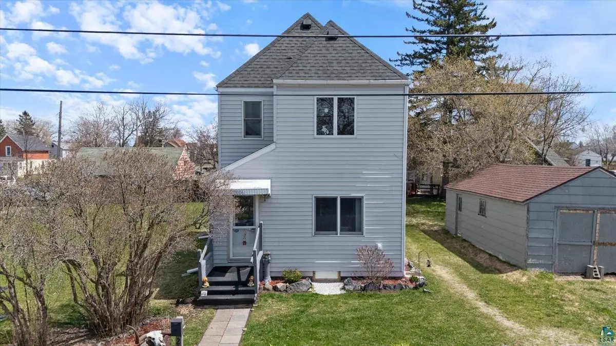 2006 Butler Ave, Superior, WI 54880 - #1