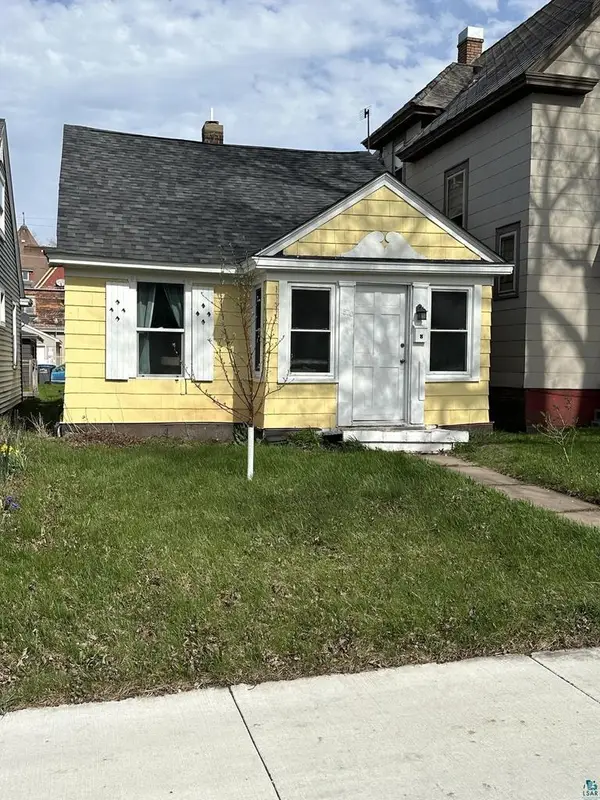 1520 Ogden Ave, Superior, WI 54880