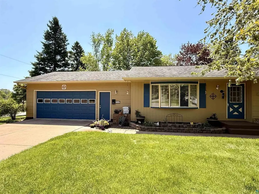 714 W 5th St, Washburn, WI 54891 - #2