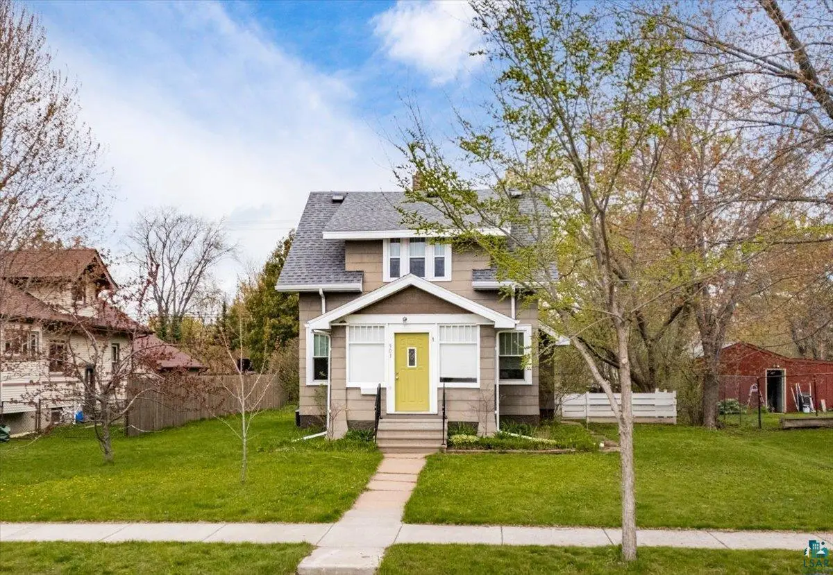 903 E 5th St, Superior, WI 54880 - #1