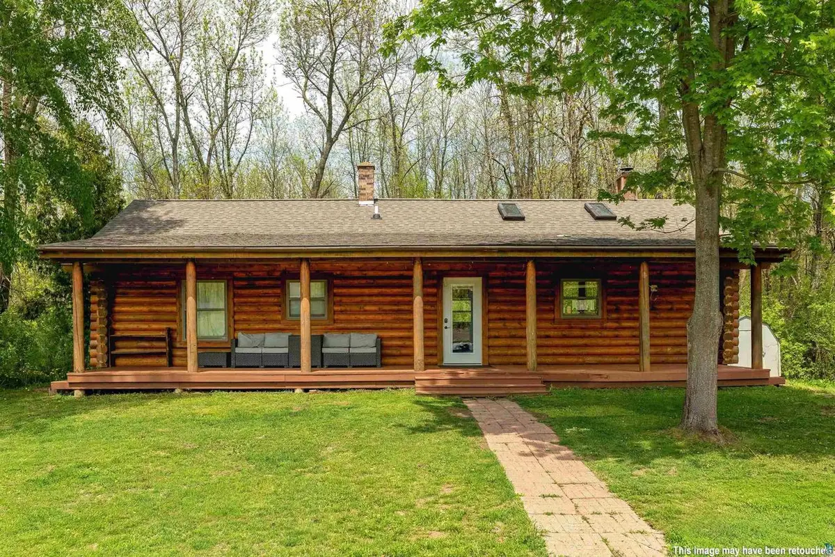 1033 W Bigelow St, Washburn, WI 54891 - #1