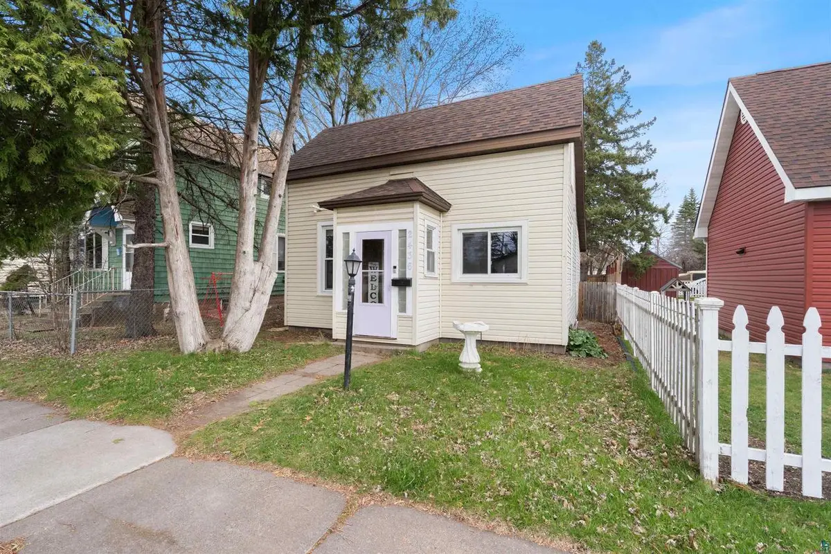 2436 Oakes Ave, Superior, WI 54880 - #1