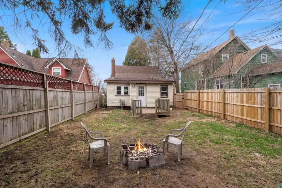 2436 Oakes Ave, Superior, WI 54880 - #2