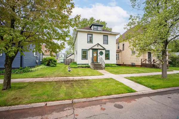1308 N 16th St, Superior, WI 54880