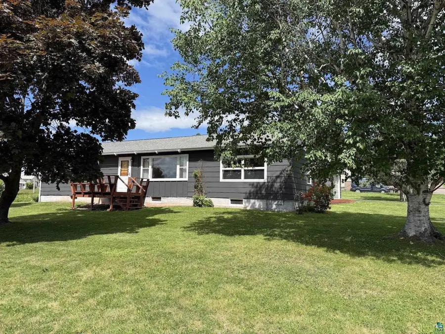111 E 7th St, Washburn, WI 54891 - #2