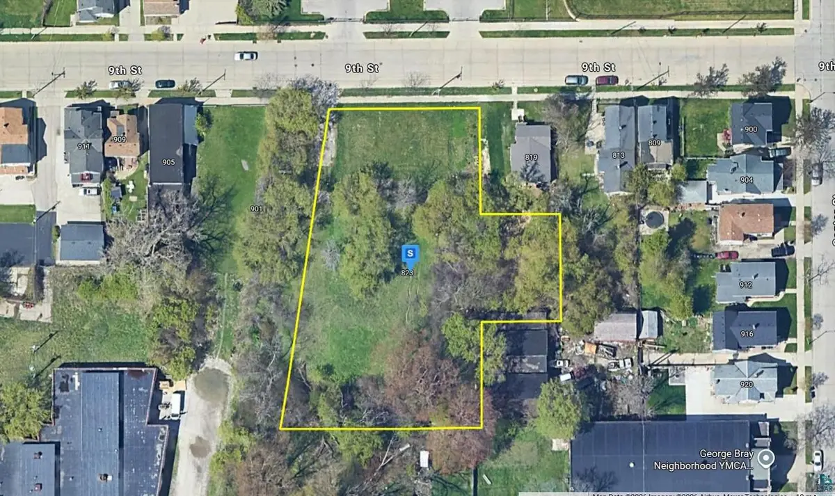 823 9th St, Racine, WI 53403 - #1
