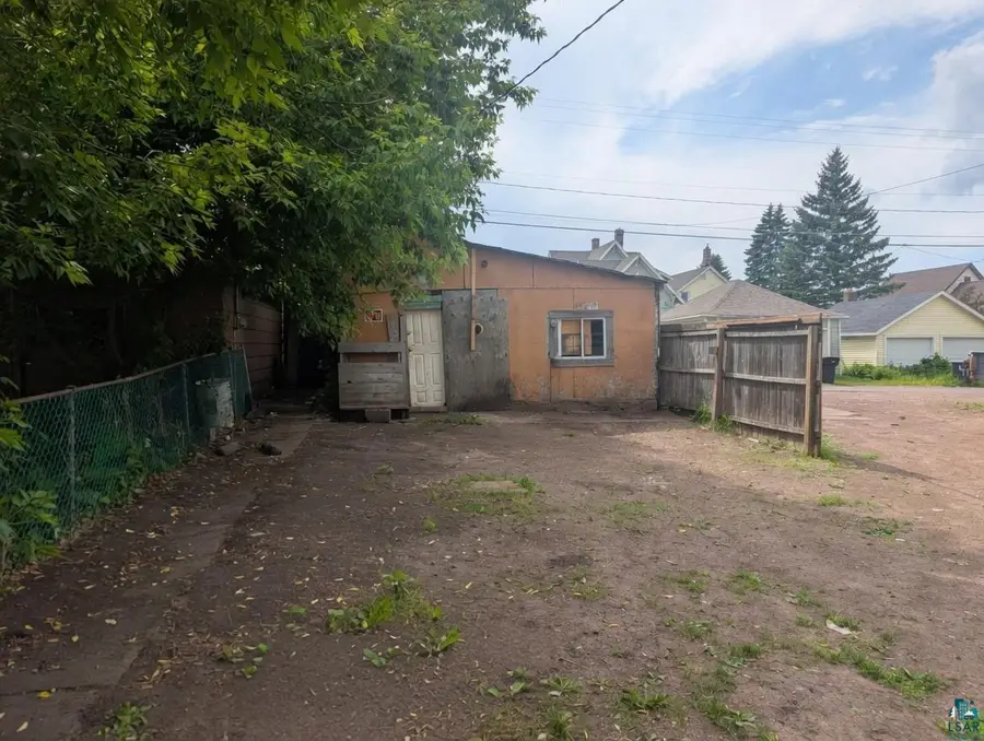 619 Weeks Ave, Superior, WI 54880 - #2