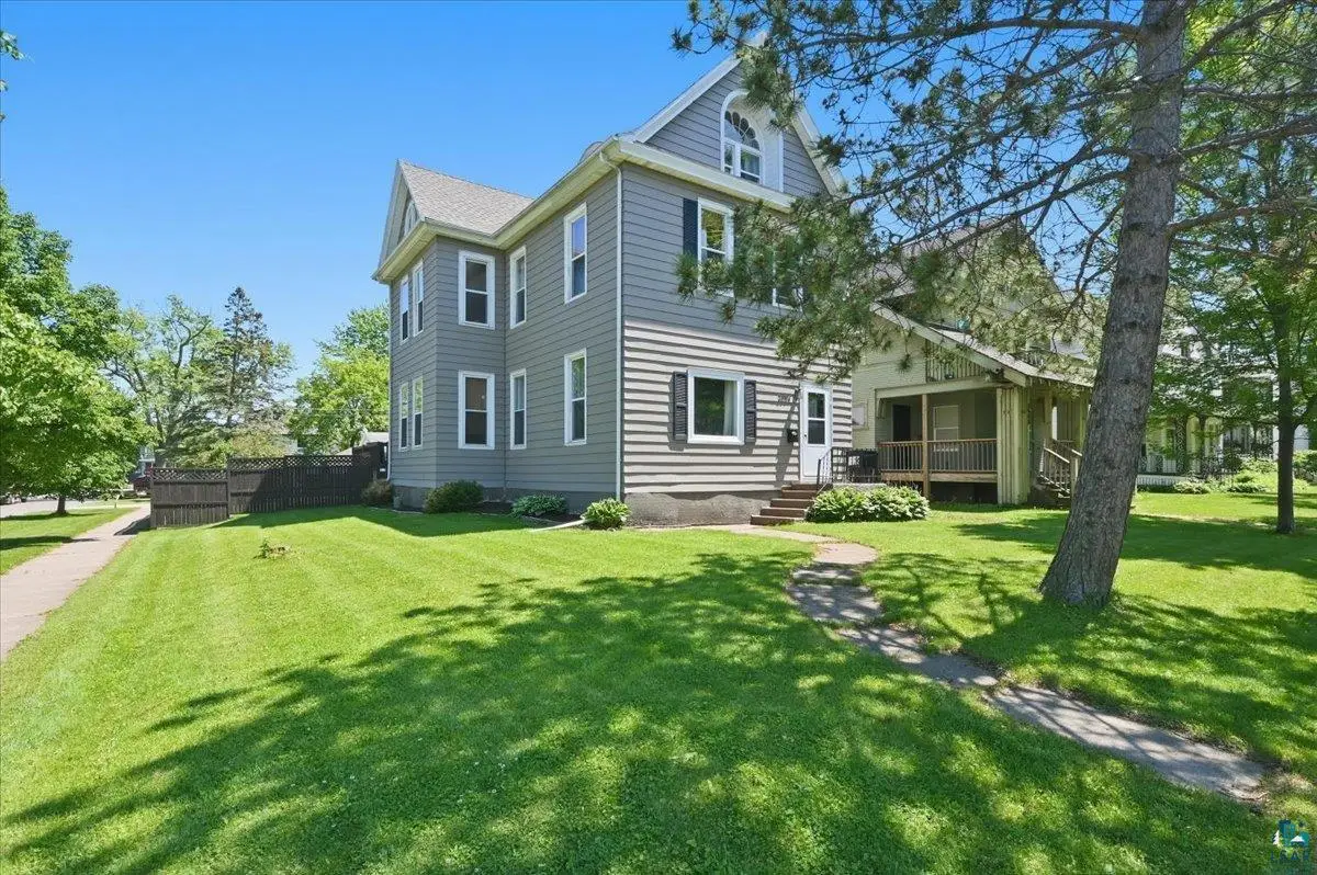 2004 Hughitt Ave, Superior, WI 54880 - #1
