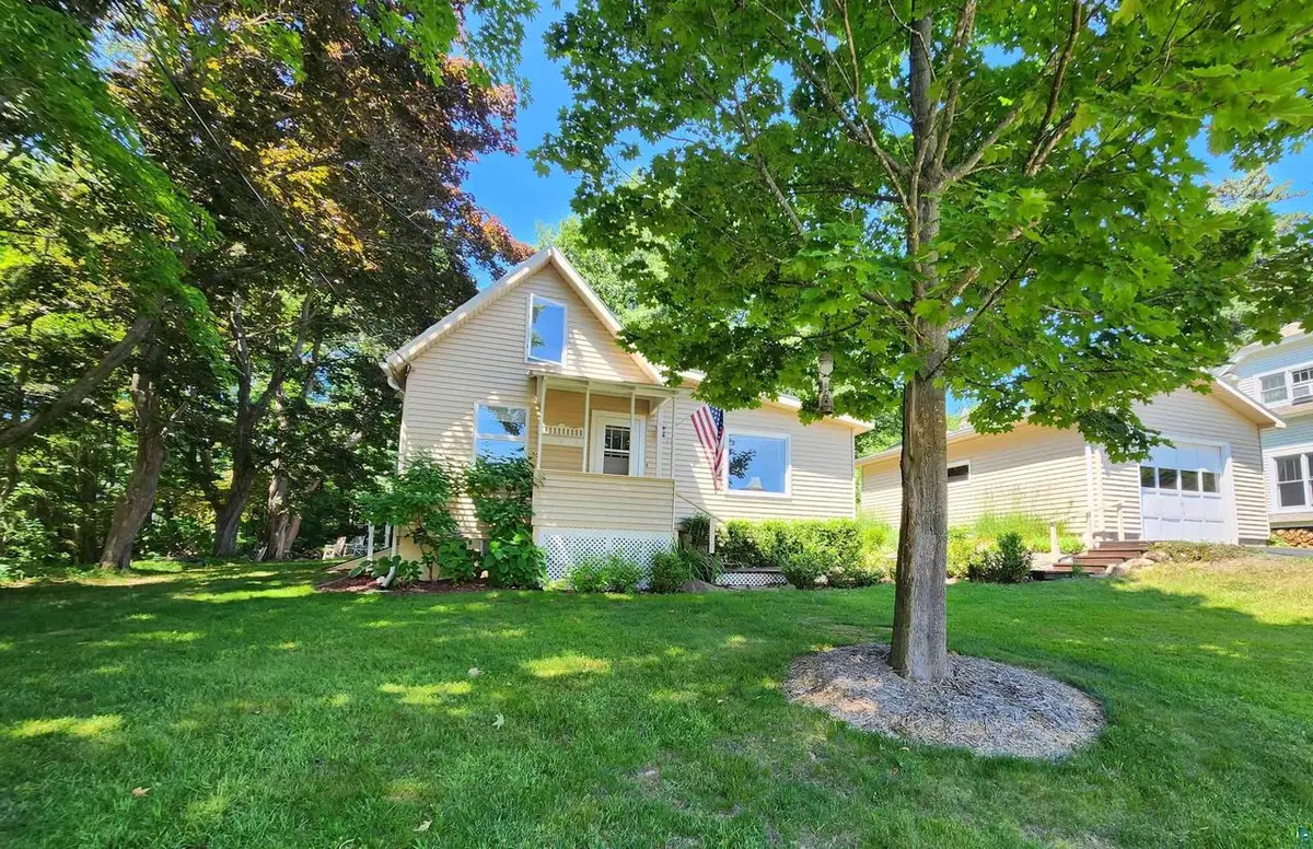 17 S 8th St, Bayfield, WI 54814 - #1