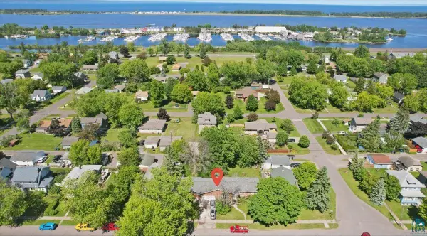 1421 E 5th St, Superior, WI 54880