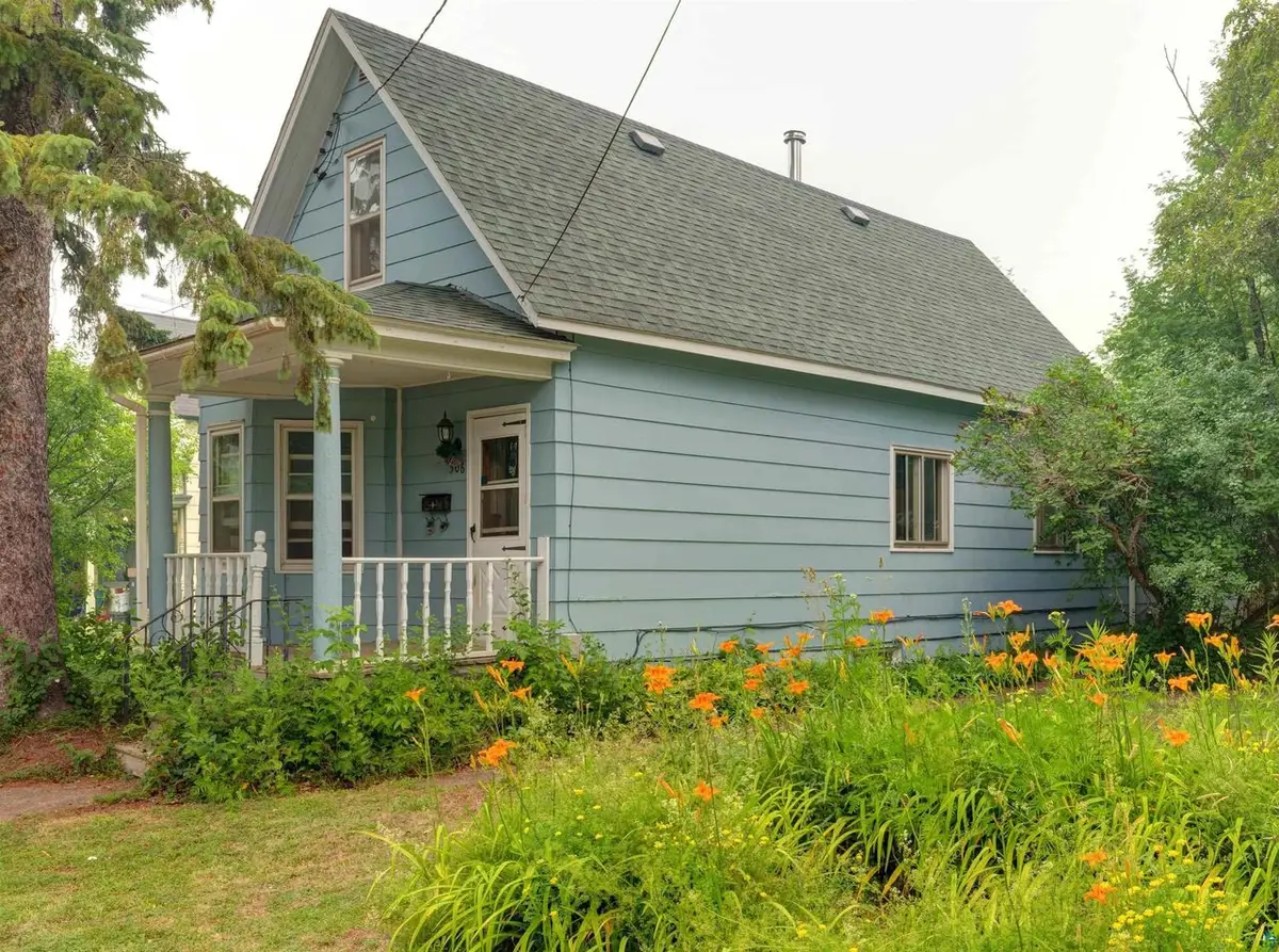 506 15th Ave W, Ashland, WI 54806 - #1