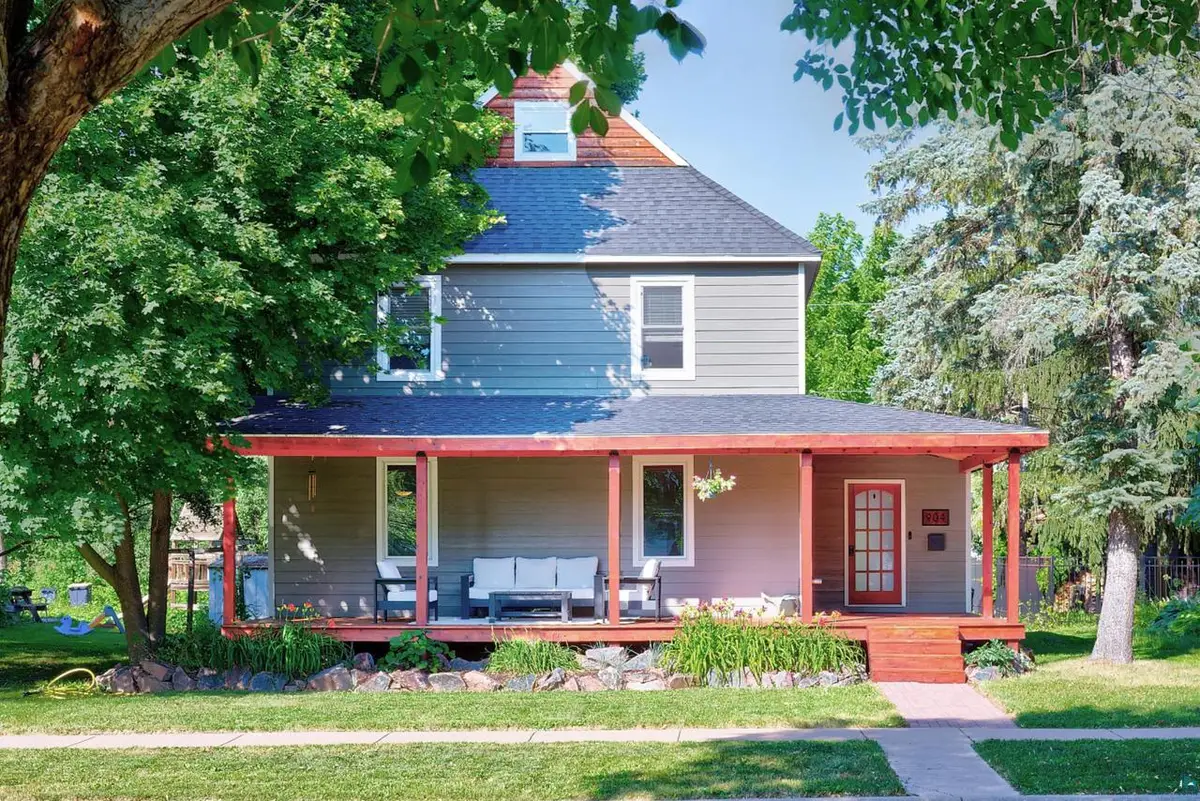 904 9th Ave W, Ashland, WI 54806 - #1