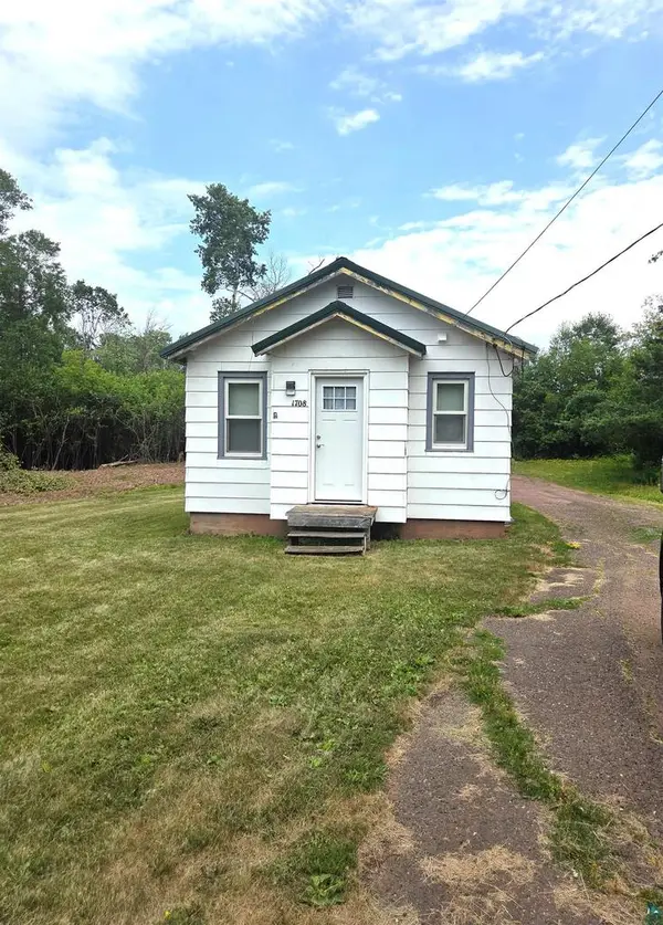1708 Ellis Ave, Ashland, WI 54806