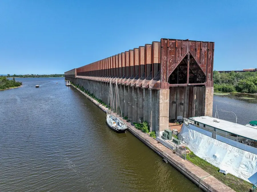 92 E 30th Ave, Superior, WI 54880 - #2