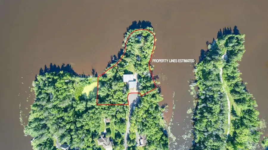 26 St. Albans Rd, Superior, WI 54880 - #2
