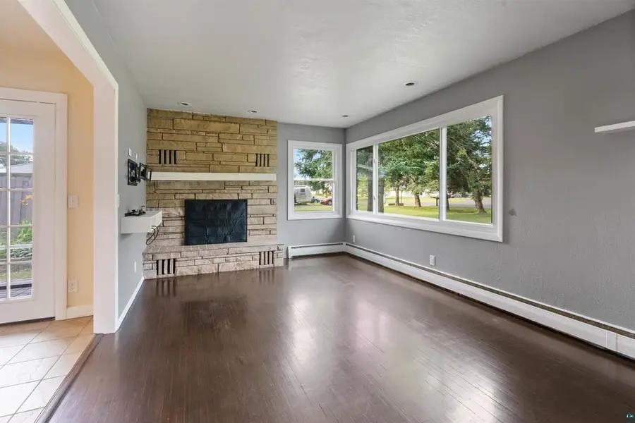 4 Highgate St, Superior, WI 54880 - #3