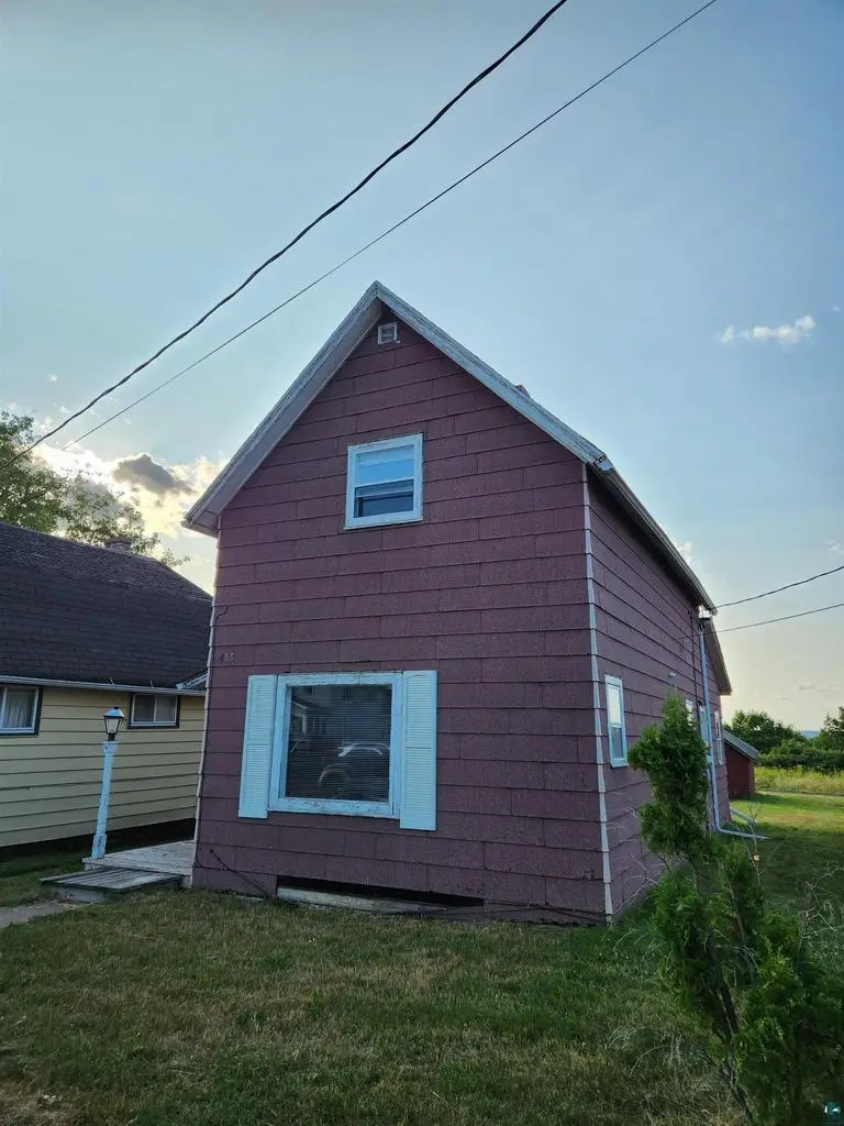 413 St Claire Street, Ashland, WI 54806 - #3