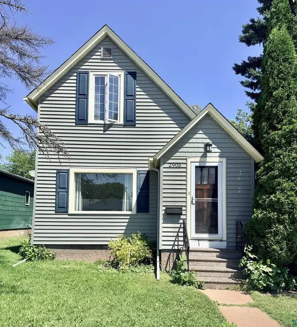 2905 E 5th St, Superior, WI 54880