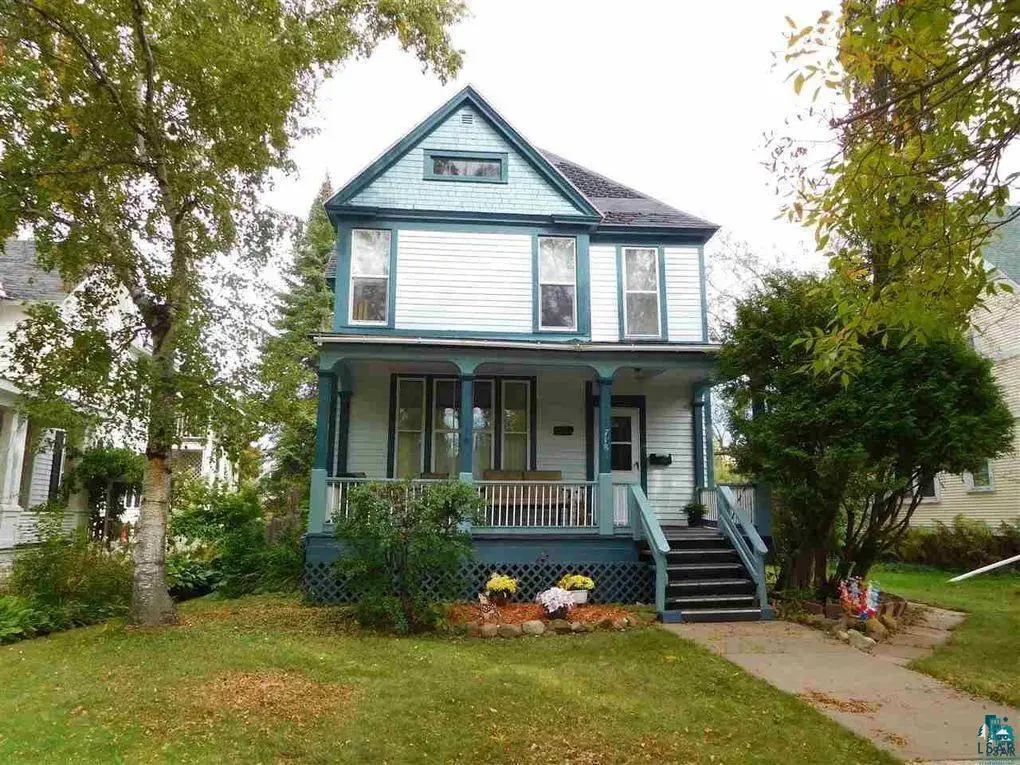 718 9th Ave W, Ashland, WI 54806 - #1