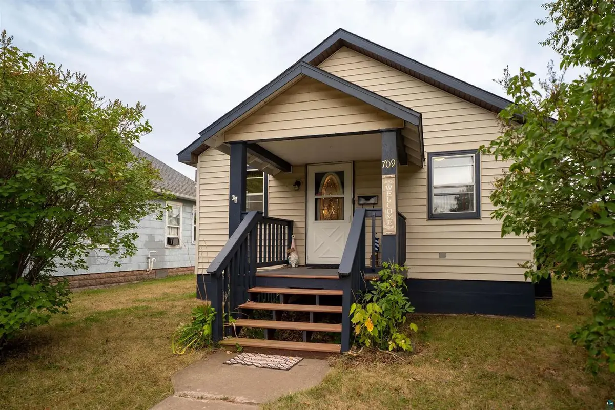 709 3rd Ave E, Ashland, WI 54806 - #1