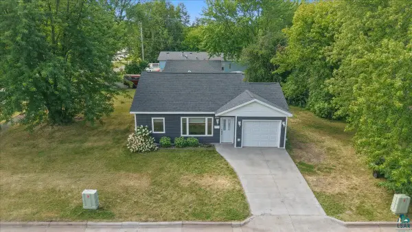 5729 Oakes Ave, Superior, WI 54880