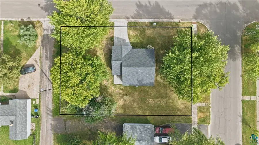 5729 Oakes Ave, Superior, WI 54880 - #3