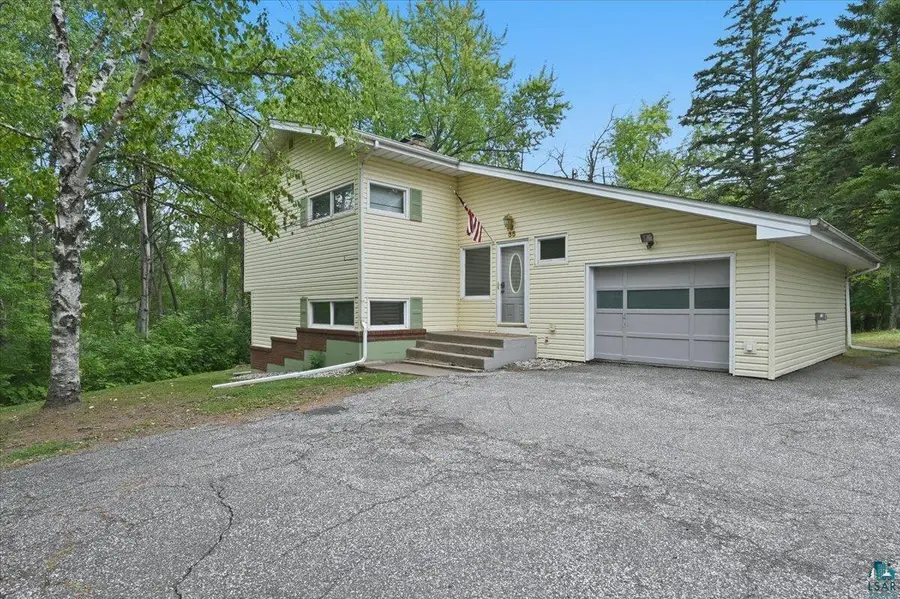 55 Billings Dr, Superior, WI 54880 - #2