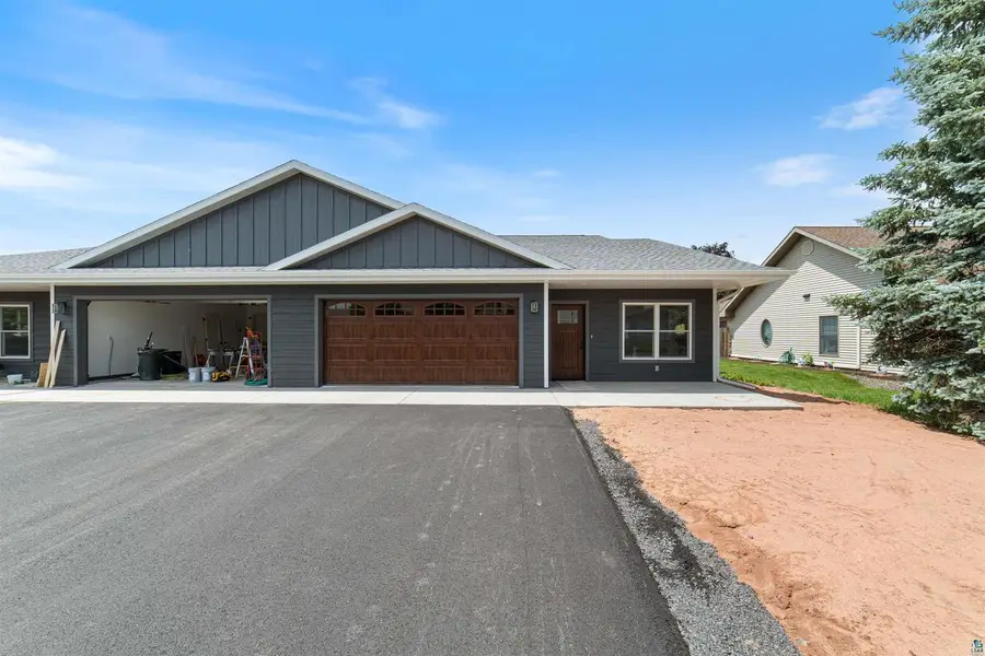 3321 Baxter Ave, Superior, WI 54880 - #2