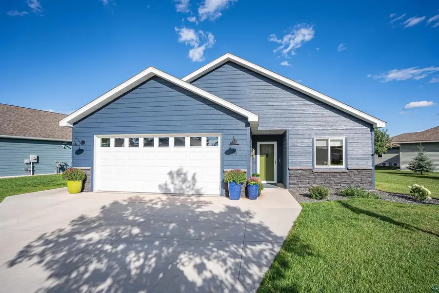 33 Billings Ln, Superior, WI 54880 - #2
