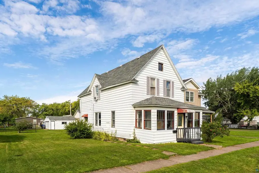 1805 Garfield Ave, Superior, WI 54880 - #3