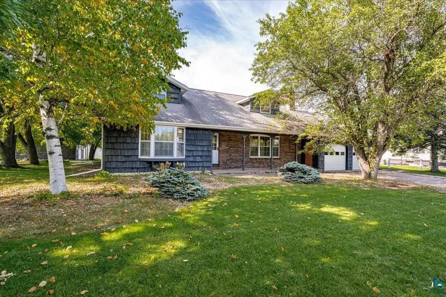 2611 Cumming Ave, Superior, WI 54880 - #3