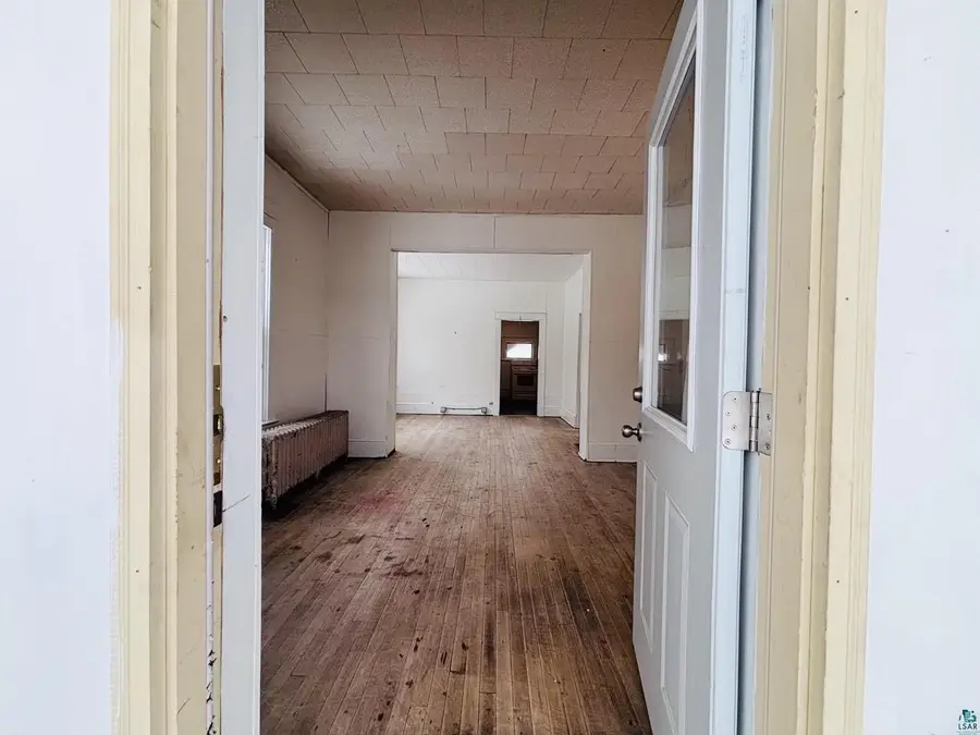 605 Ellis Ave, Ashland, WI 54806 - #3