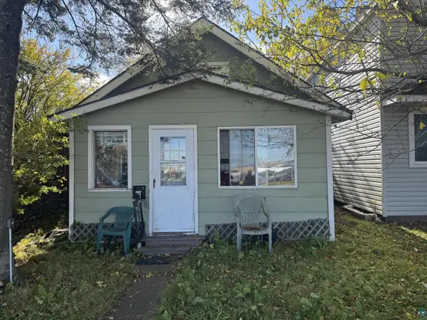1504 Broadway St, Superior, WI 54880