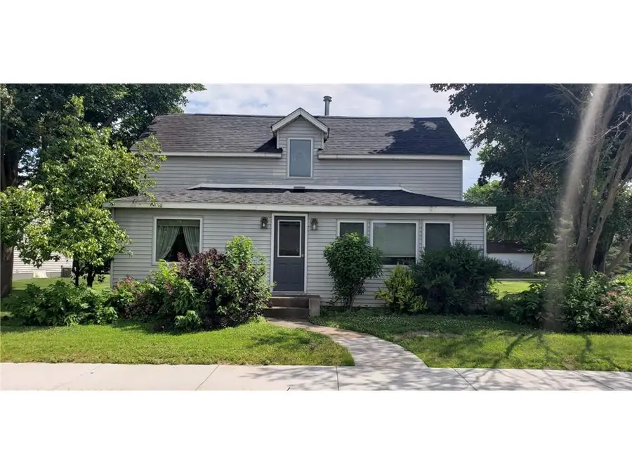 284 Elm Street, Prescott, WI 54021 - Image #2