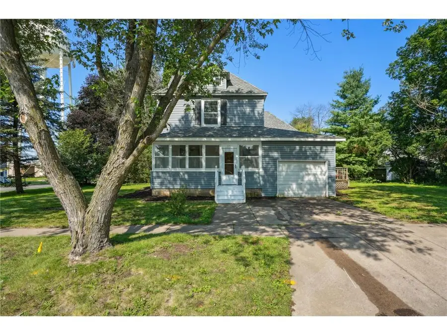 115 N Green Avenue, New Richmond, WI 54017 - Image #2