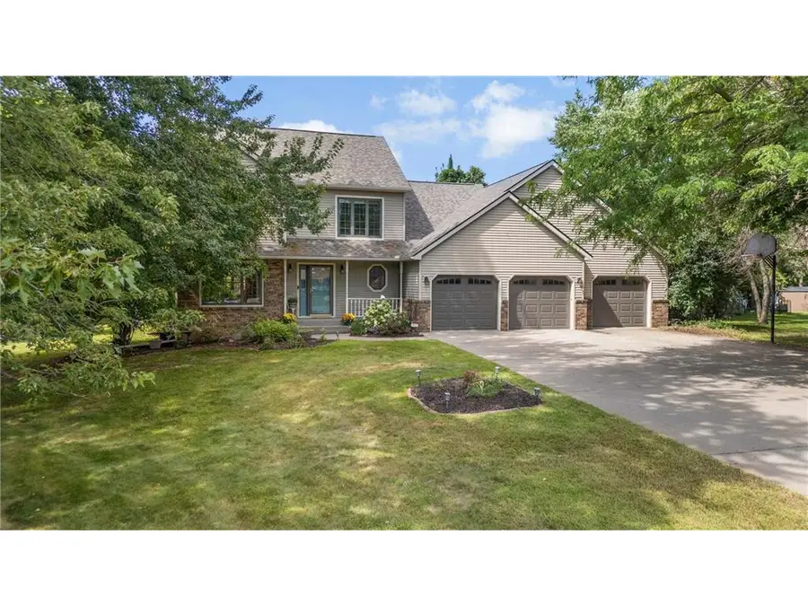 1131 Alfred Place, New Richmond, WI 54017 - Image #2