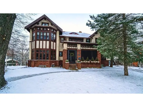 329 Park Circle, Menomonie, WI 54751