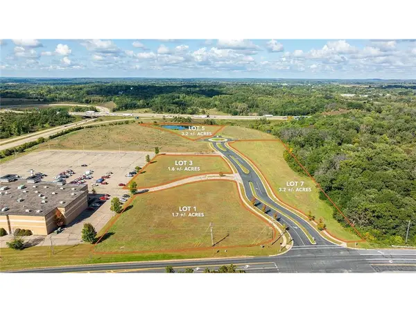 685 Darnold Drive, Hudson, WI 54016