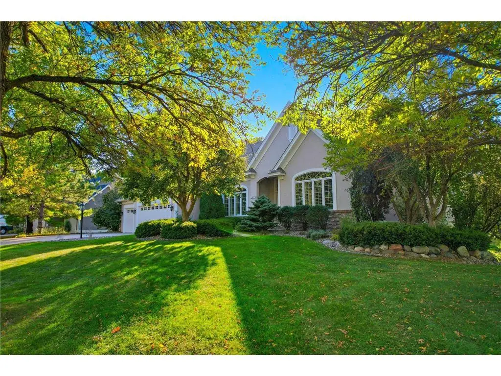 2608 Town Lake Drive, Woodbury, MN 55125 - #1