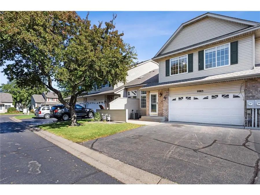 9983 Hamlet Lane, Cottage Grove, MN 55016 - Image #3