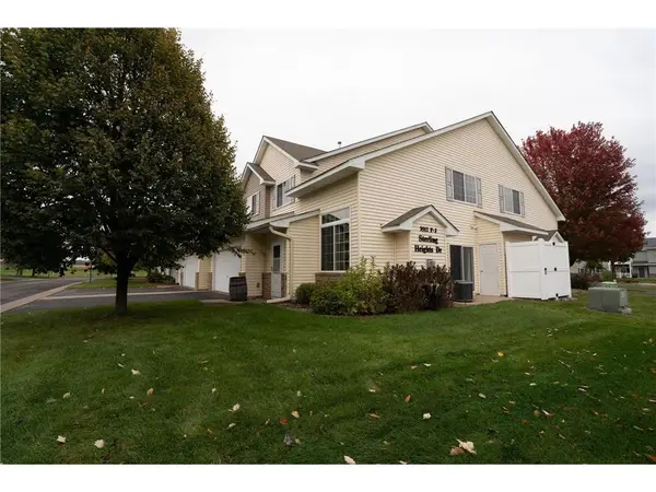 3512 Sterling Heights Drive #J, River Falls, WI 54022