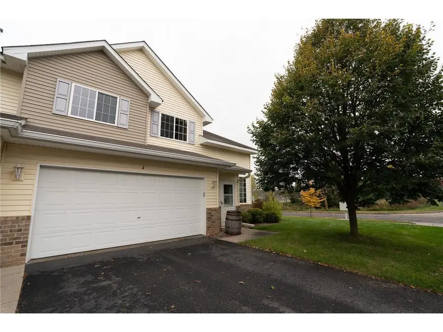 3512 Sterling Heights Drive #J, River Falls, WI 54022 - Image #3