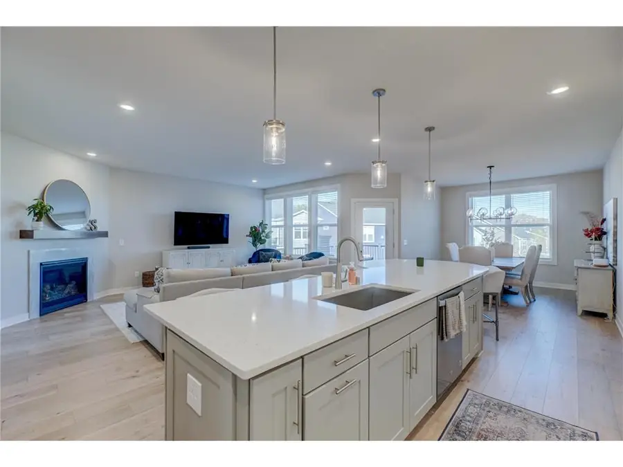 7582 Oak Hill Road, Woodbury, MN 55129 - Image #3