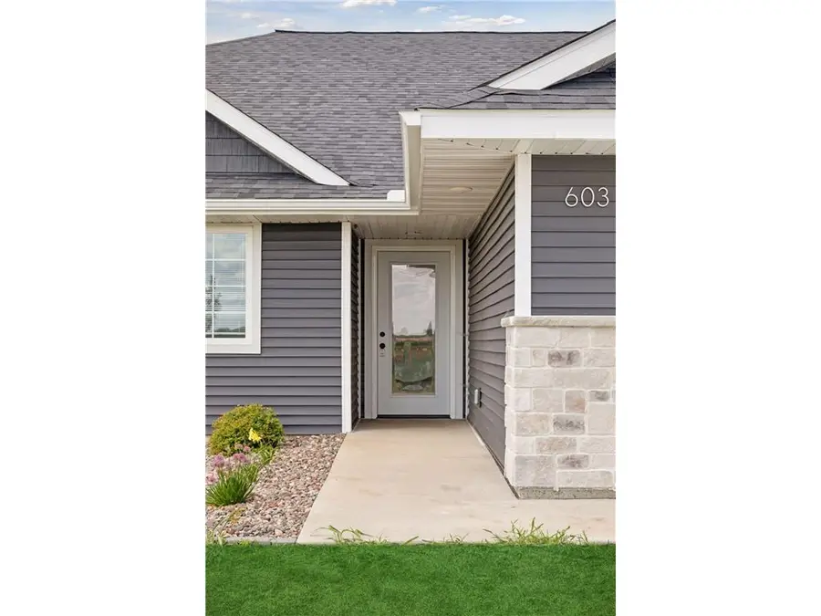 621 Field Point Street, Roberts, WI 54023 - Image #3