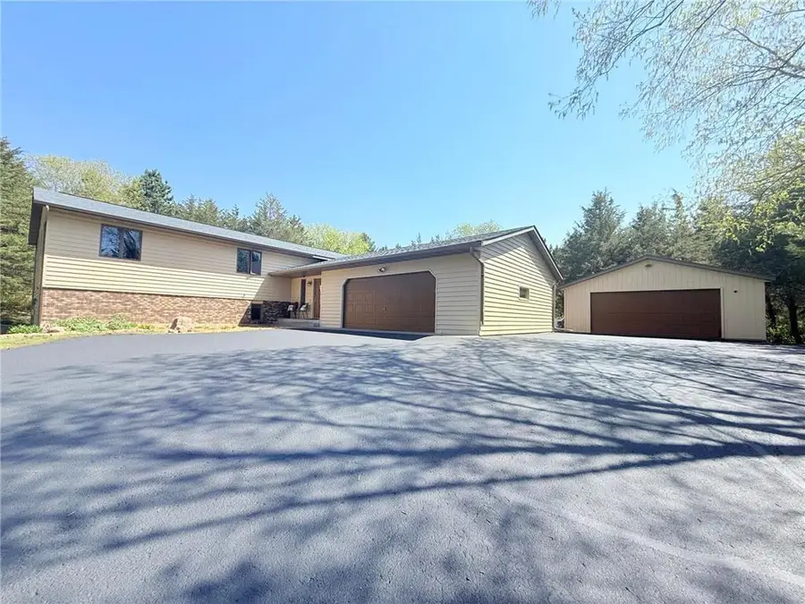 1069 Hunter Ridge, Hudson, WI 54016 - #2