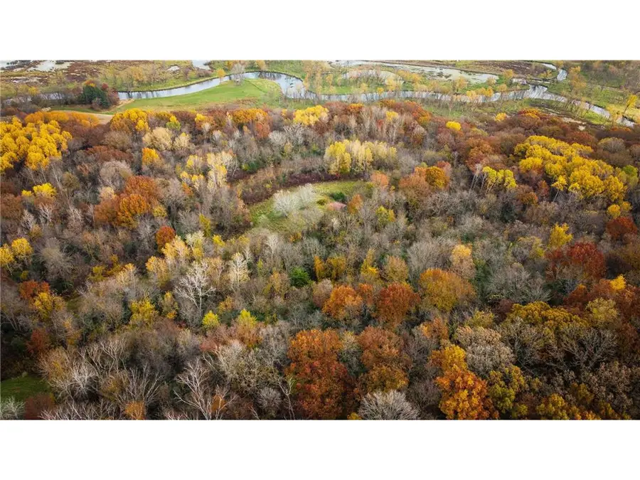 S3399 County Road P, Fountain City, WI 54629 - #2