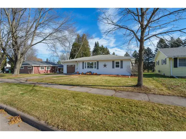 305 S Clark Street, Thorp, WI 54771