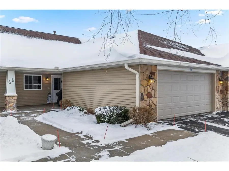 70 Crown Pointe Curve, Hudson, WI 54016 - Image #3